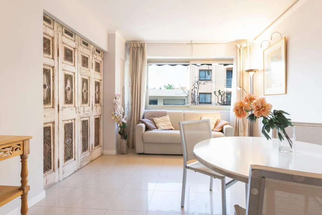 Residence Le Cheverny Cannes